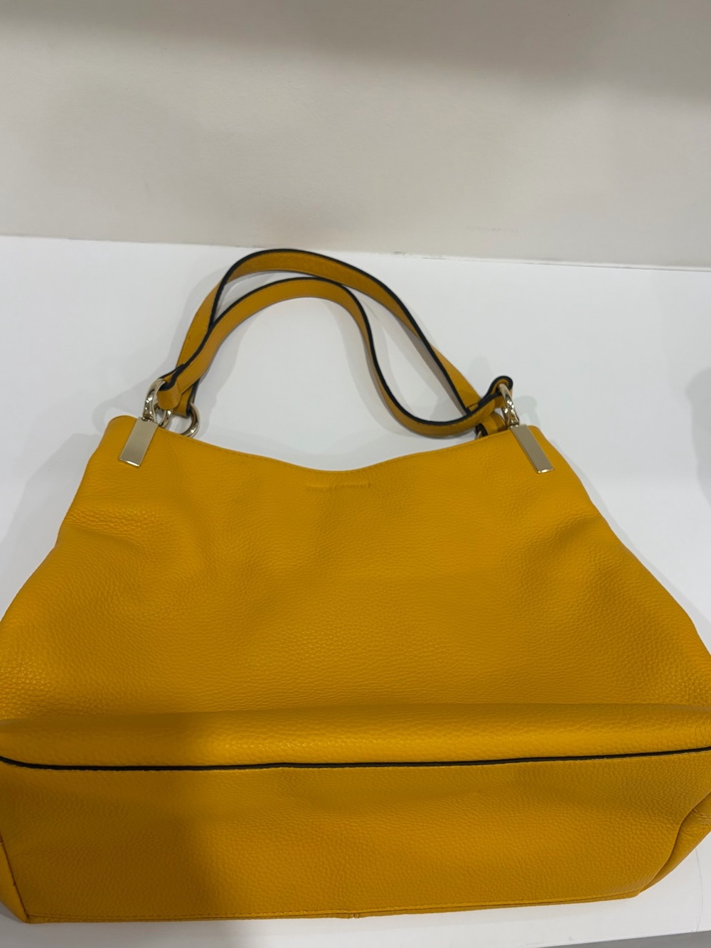 Vince Camuto soft Pebbled leather Mustard Yellow Shoulder Bag new without tags